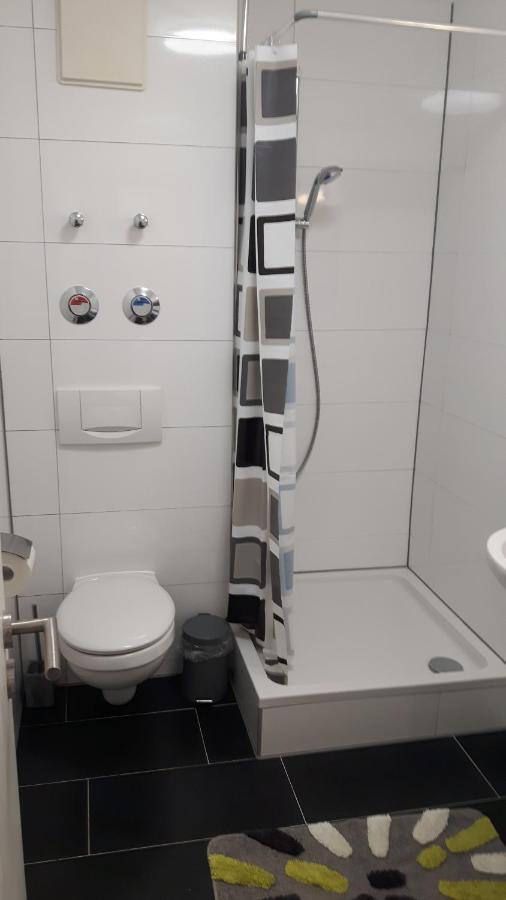 Schoene Ferienwohnung. Naehe Playmobil Und Messe Nbg Fürth Extérieur photo